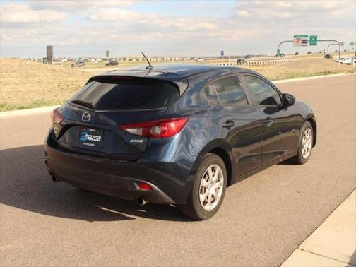 2015 Mazda Mazda3 i Sport