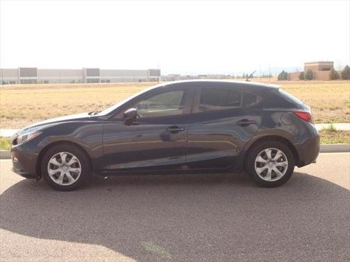 2015 Mazda Mazda3 i Sport