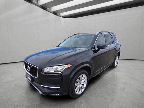 Ember Black Metallic 2016 Volvo XC90 T6 Momentum