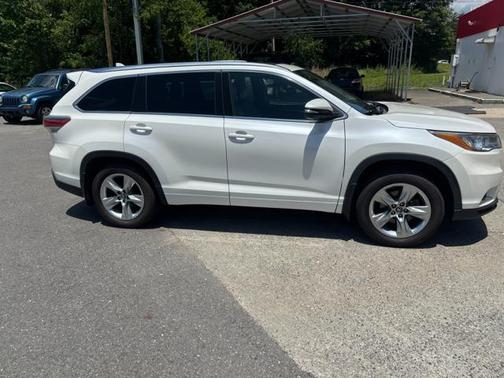 2016 Toyota Highlander Limited Platinum