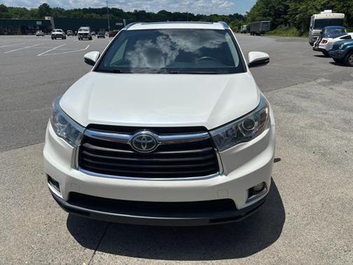 2016 Toyota Highlander Limited Platinum