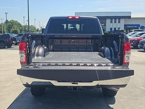 2024 RAM 2500 Tradesman Crew Cab 4x4 6'4' Box