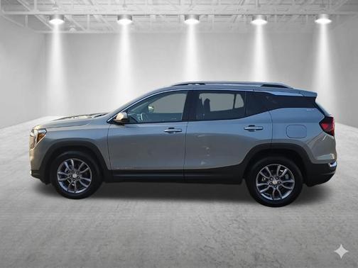 Sterling Metallic 2023 GMC Terrain SLT