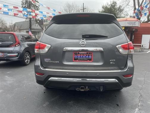 2015 Nissan Pathfinder SL
