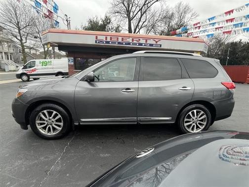 2015 Nissan Pathfinder SL