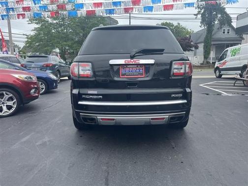 2016 GMC Acadia Denali