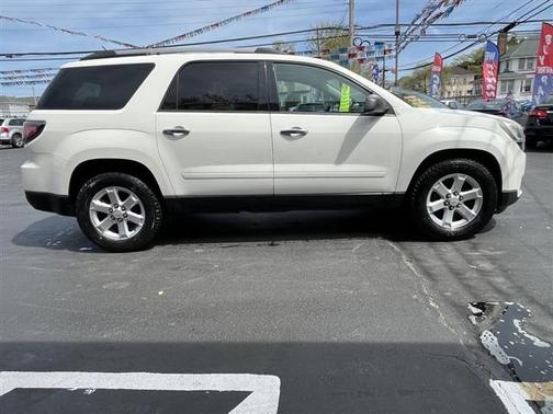 2014 GMC Acadia SLE-2