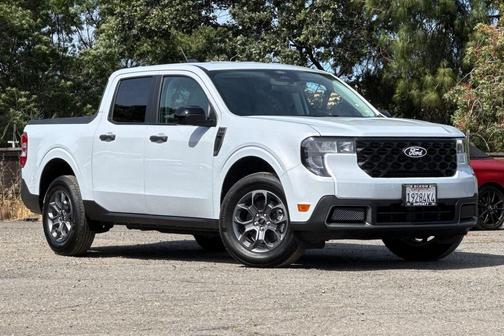 Space White Metallic 2026 Ford Maverick XLT