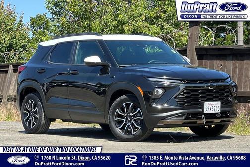 Mosaic Black Metallic 2025 Chevrolet Trailblazer ACTIV