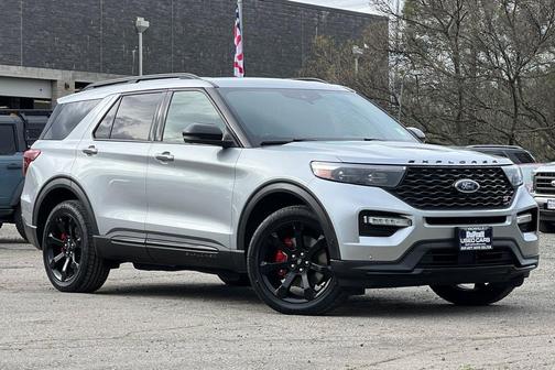 2022 Ford Explorer ST