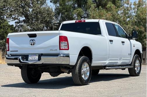 2023 RAM 2500 Big Horn Crew Cab 4x4 8' Box