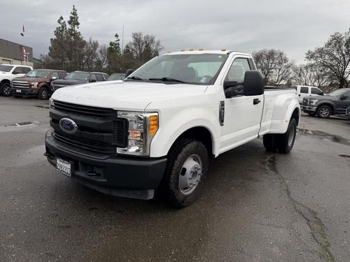 2017 Ford F-350 XL