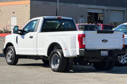 2017 Ford F-350 XL