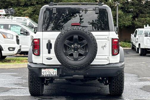 Oxford White 2024 Ford Bronco Black Diamond