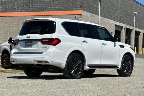 2023 INFINITI QX80 PREMIUM SELECT