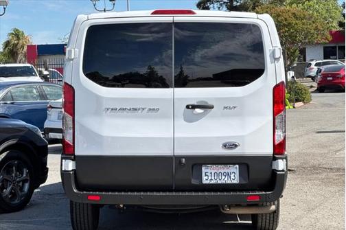 2022 Ford Transit-350 XLT