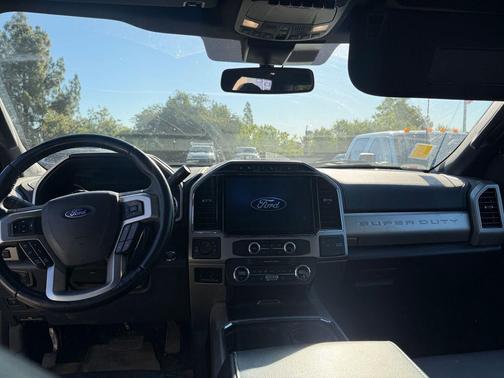 Star White Metallic Tri-Coat 2022 Ford F-250 Lariat