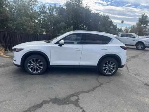 2021 Mazda CX-5 Signature