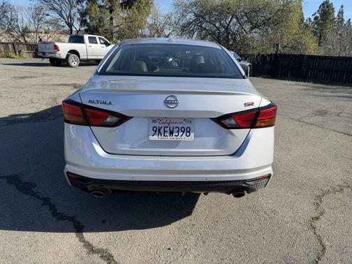 2024 Nissan Altima SR FWD