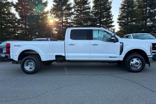 2025 Ford F-350 Lariat