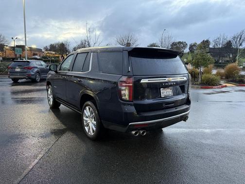 2022 Chevrolet Tahoe 4WD High Country