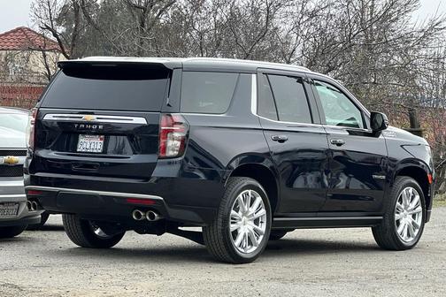 2022 Chevrolet Tahoe 4WD High Country