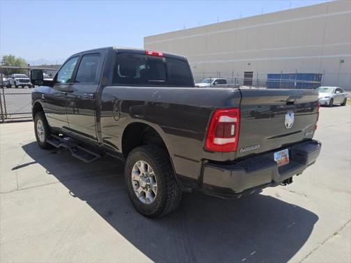 2024 RAM 2500 Laramie Crew Cab 4x4 6'4' Box