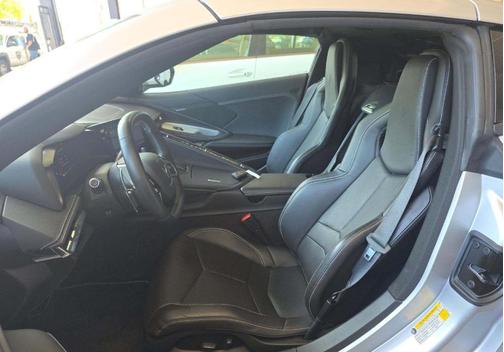 Blade Silver Metallic 2020 Chevrolet Corvette Stingray w/1LT