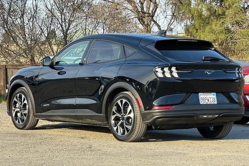 2024 Ford Mustang Mach-E Select