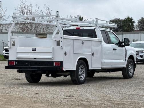 2025 Ford F-350 XL