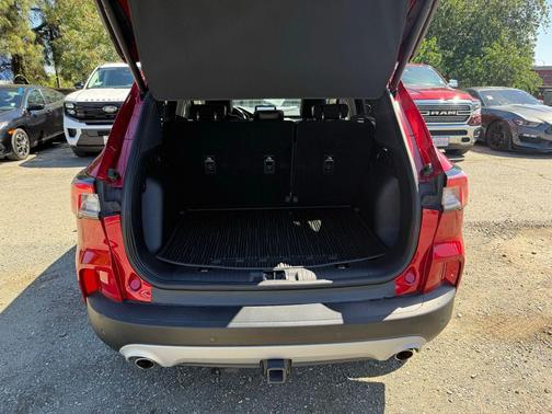Rapid Red Metallic Tinted Clearcoat 2020 Ford Escape Titanium