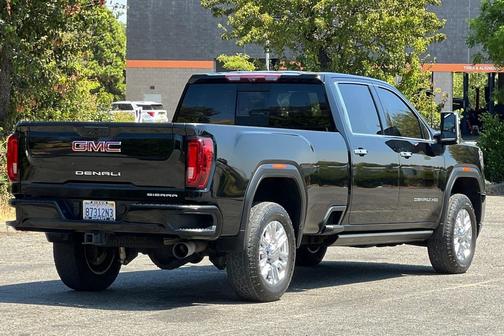 2022 GMC Sierra 2500 Denali