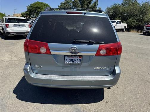 2009 Toyota Sienna XLE Limited