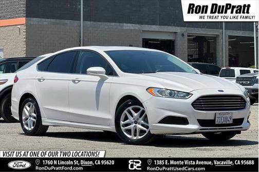 2016 Ford Fusion SE