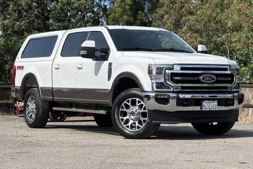 Star White Metallic Tri-Coat 2022 Ford F-350 Lariat