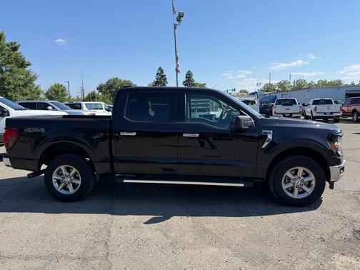 Black Metallic 2025 Ford F-150 XLT