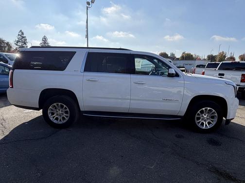 2019 GMC Yukon XL SLT