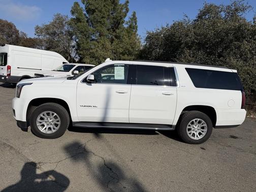 2019 GMC Yukon XL SLT