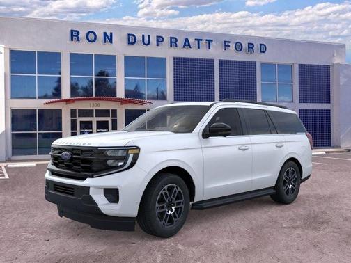 Star White Metallic Tri-Coat 2026 Ford Expedition Active