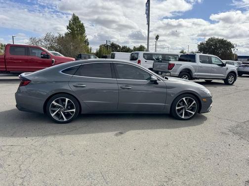 2021 Hyundai SONATA SEL Plus