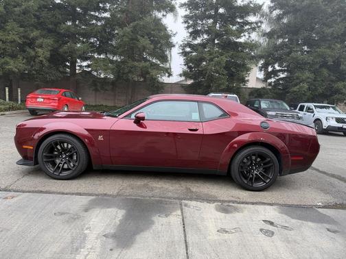 2023 Dodge Challenger R/T Scat Pack Widebody