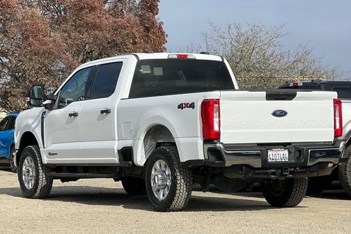2024 Ford F-350 XLT