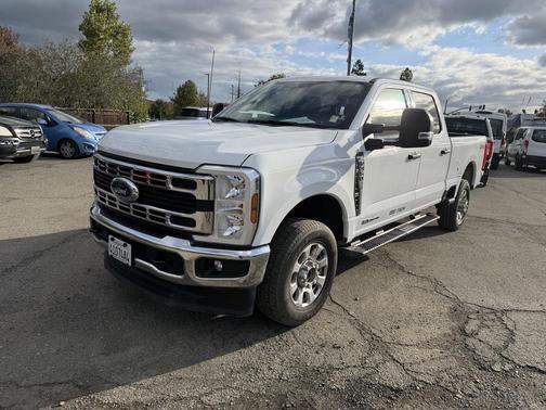 2024 Ford F-350 XLT