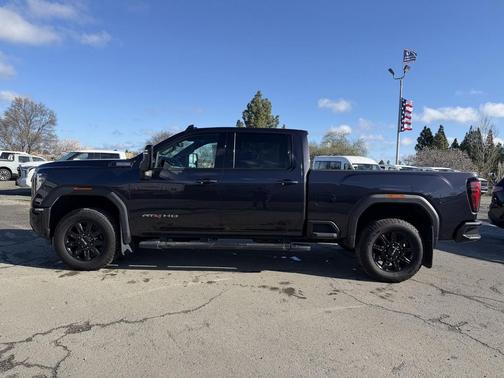 2024 GMC Sierra 2500 AT4
