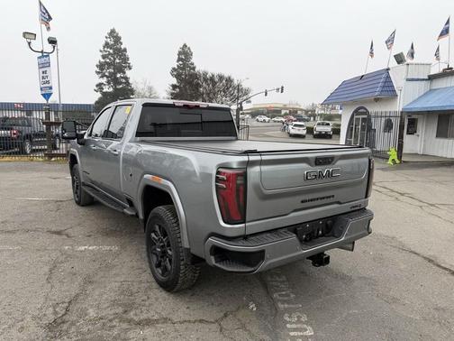 2024 GMC Sierra 2500 AT4
