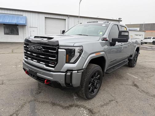 2024 GMC Sierra 2500 AT4