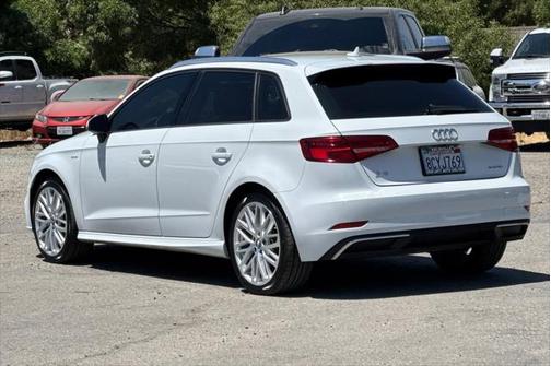 2018 Audi A3 e-tron 1.4T Premium