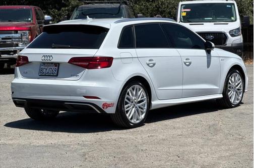 2018 Audi A3 e-tron 1.4T Premium