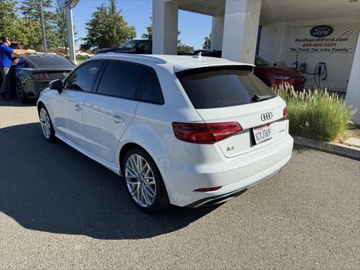 2018 Audi A3 e-tron 1.4T Premium