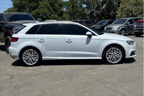 2018 Audi A3 e-tron 1.4T Premium